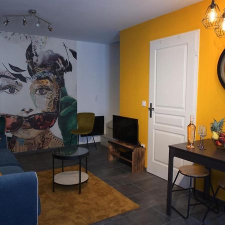 Duplex Charmant Idealement Situe Dole Dış mekan fotoğraf