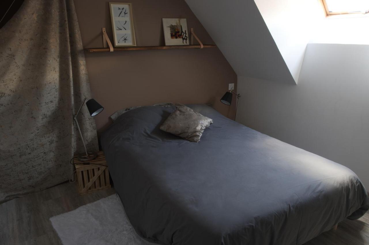Duplex Charmant Idealement Situe Dole Dış mekan fotoğraf